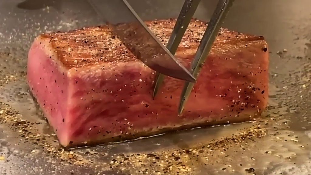 Enjoy the Best Wagyu Beef at Your Next Dinner Party